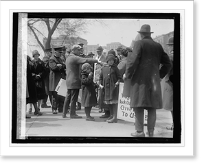 Antique Architecture - White House - Delegation from textile mill, 1926