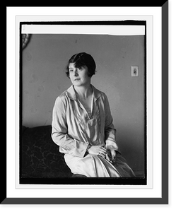 Historic Framed Print, Senora Hector de Valarde, 4/26/27,  17-7/8" x 21-7/8"