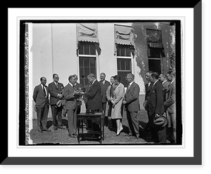 Pres. Hoover presenting Presidents Cup to Richard F. Hoyt, 10/10/29, Antique Print