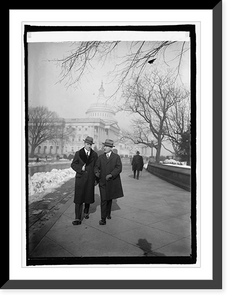 Historic Framed Print, Capt. Herbert Hartley of S.S. Leviathan and Rep. Fred Britten at Capitol, [Washington, D - 2,  17-7/8" x 21-7/8"