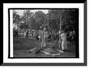 Historic Framed Print, Planting birch tree at Capitol, [Washington, D.C.], Dist. Fed. of Women's Clubs, [5/9/25 - 3,  17-7/8" x 21-7/8"