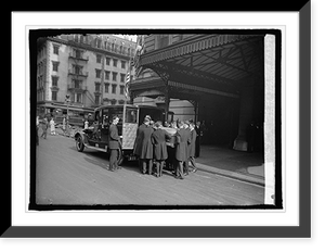 Funeral of Thomas R. Marshall, Willard Hotel, Washington, D.C., 6/2/25, Antique Print