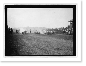 Black & White Photo - Washington, DC - Auto races, Benning, Md, 1917