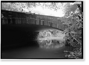 Historic Architecture - Rock Creek & Potomac Parkway Bridge near P (1)