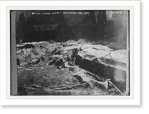 Antique Military - Baltimore - Battle-scarred scene War Show
