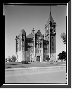 Historic Architecture - Red Oak, Iowa - Montgomery County Courthouse