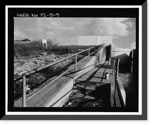 Hurricane Gate Structure 4, Herbert Hoover Dike on Lake Okeechobee, Belle Glade, Palm Beach County, FL - 9, Historic Print