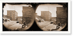 Antique Military - Richmond - Virginia. Ballard house on Franklin (2)