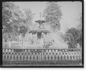 Vintage Landscape - Savannah, Georgia - Fountain in Forsyth Park