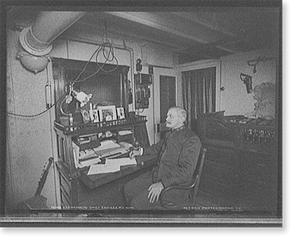 Antique Maritime - Brooklyn - U.S.S. chief engineer's room
