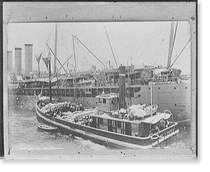 Historic Maritime - Battleships - U.S.S. Yale, loading stores