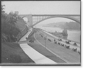 Black & White Photo - New York City - The Speedway, New York, N.Y