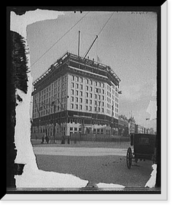 Antique Architecture - Detroit, Michigan - Hotel Pontchartrain before