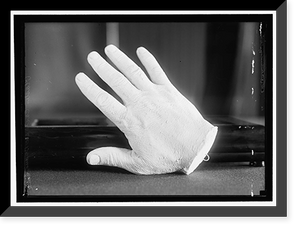 PLASTER CAST OF HAND OF BRYAN, WILLIAM JENNINGS. REP. FROM NEBRASKA, 1891-1895; SECRETARY OF STATE, 1913-1915, Antique Wall Art