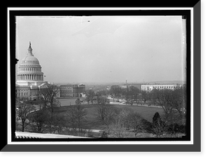 Historic Framed Print, CAPITOL, U.S. EAST LAWN, c. 1916,  17-7/8" x 21-7/8"