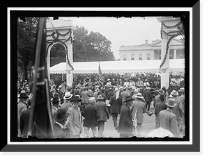 Historic Framed Print, CONFEDERATE REUNION. PRESIDENT AND MRS. WILSON; MARSHALL, ETC. REVIEWING PARADE FROM STAND AT WHITE HOUSE,  17-7/8" x 21-7/8"