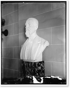 Vintage Portrait - Sculpture, bust: Barrios, presented by Guatemala