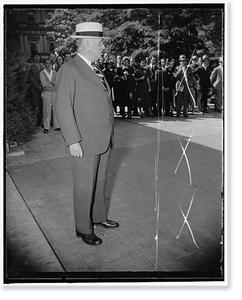 Historic Portrait - Washington DC - Interior head arrives for cabinet