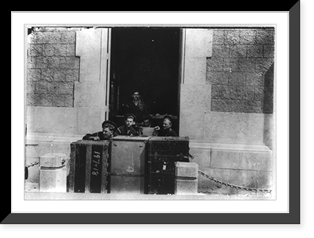 U.S. Navy in action at Vera Cruz, Mexico, 1914: machinegun squad guarding custom house, Vintage Poster