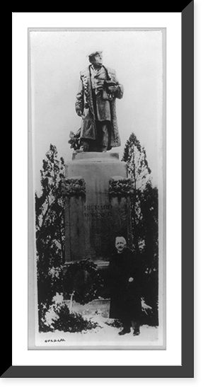Vintage Photo Print - Cleveland - Siegfried Wagner standing by statue