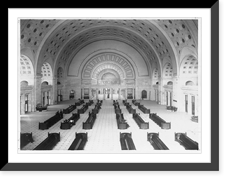 Union Station, Wash., D.C.: Washington Terminal Station. General waiting room, looking west, showing arrangement of settees, telegraph booths and news stand. ticket lobby in the distance Classic