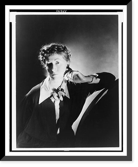 Marianne Moore, half-length portrait, facing left.George Platt Lynes, Vintage Print