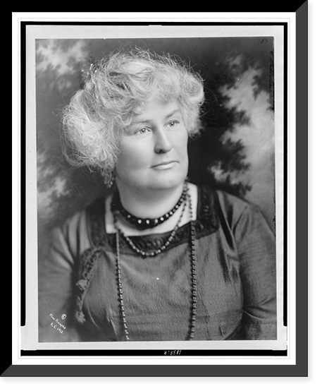 Winifred Black, head-and-shoulders portrait, facing right Classic, Vintage Print
