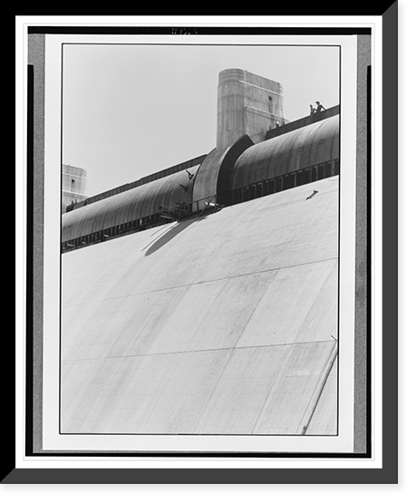 Boulder Dam spillway, drum gates, and piers, Historic Reproduction