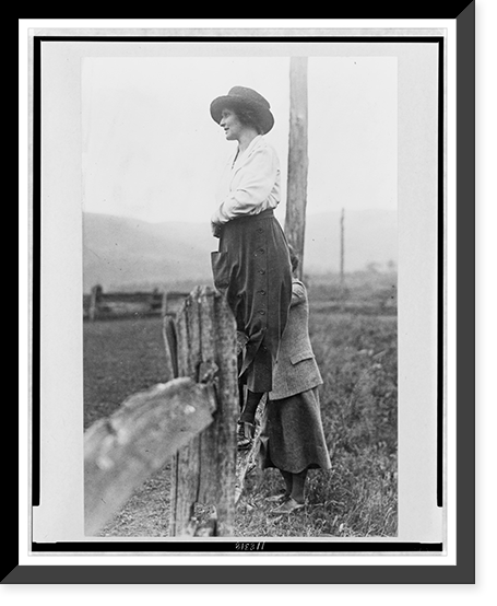 Lady Astor overcome at sight of Virginia home, Antique Wall Art