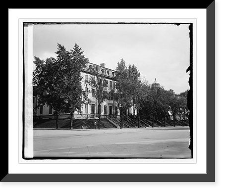 Old Cap. prison, Historic Reproduction