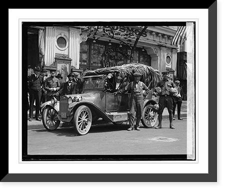 Something new in Auto tobs. George R. Wharff of Old Orchard Beach, Maine, and Joseph Fos, Historic Reproduction