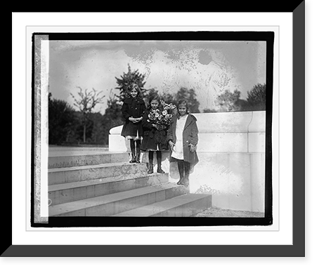 Historic Framed Print, Cap. W.L. Peake children, 10/12/22,  17-7/8" x 21-7/8"