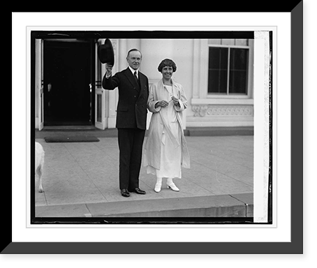 Pres. & Mrs. Coolidge acknowledge greetings from crowd, 11/5/24 Classic, Vintage Print