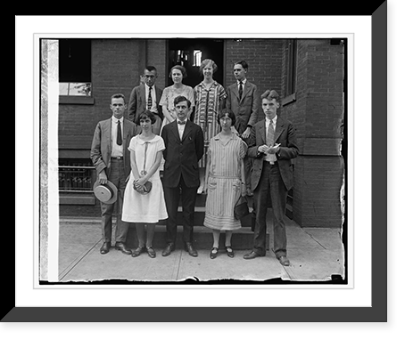 Students of Geo. Wash. Uni. in brain test, 8/17/25, Antique Poster