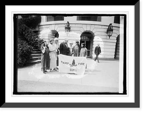 Historic Framed Print, Pres. & Mrs. Harding & Campfire Girls, [6/17/21] - 2,  17-7/8" x 21-7/8"