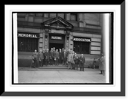Historic Framed Print, Coolidge & Harding Memorial group, [11/15/23],  17-7/8" x 21-7/8"
