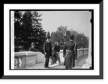 Coolidge & Slemp arrive at Mem. Cont. Hall for Red Cross Convention, 10/6/24, Historic Reproduction