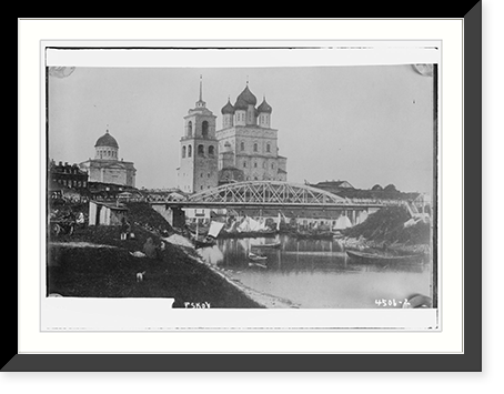 Black & White Photo - Pskov - Antique Wall Decor Print