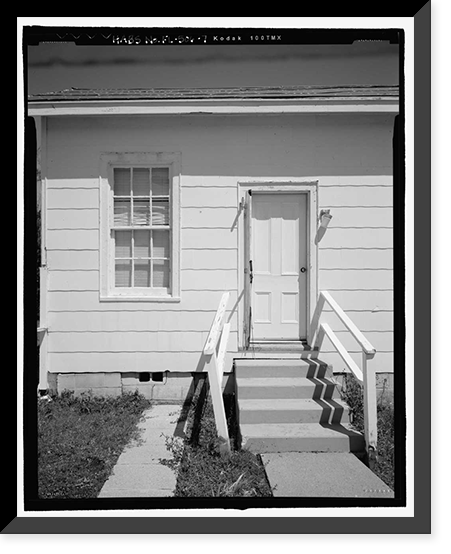 Historic Framed Print, U.S. Naval Air Station, Servant's Quarters Q-4C, Q-4 North Avenue, Pensacola, Escambia County, FL - 7,  17-7/8" x 21-7/8"