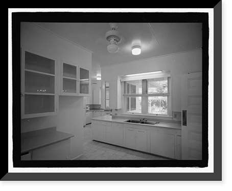 Historic Framed Print, U.S. Naval Base, Pearl Harbor, Marine Corps Officers' Quarters, Russell Avenue, between Central Avenue and Salvor, Pearl Harbor, Honolulu County, HI - 13,  17-7/8" x 21-7/8"