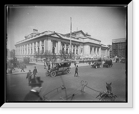 Antique Architecture - New York City - Street traffic in front of New