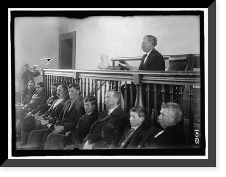 FEUD. SCENES IN VIRGINIA MOUNTAIN TOWN AT TRIAL AFTER FEUD - 4, Historic Print