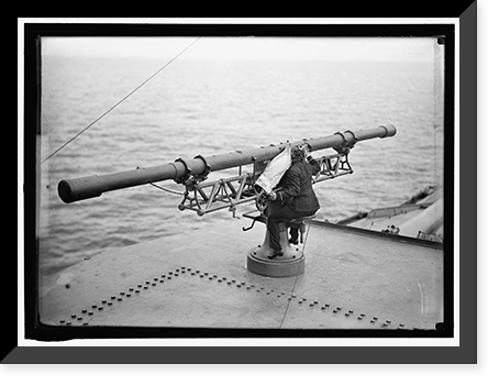 TARGET PRACTICE. RANGE FINDER AT WORK Classic, Antique Wall Art