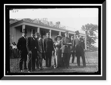 Historic Framed Print, ITALIAN COMMISSION TO U.S. COMMISSION AT MOUNT VERNON. FRONT: AMBASSADOR MACCHI DI CELLERI; FERDINAND; UNIDENTIFIED LADY; MARCONI,  17-7/8" x 21-7/8"