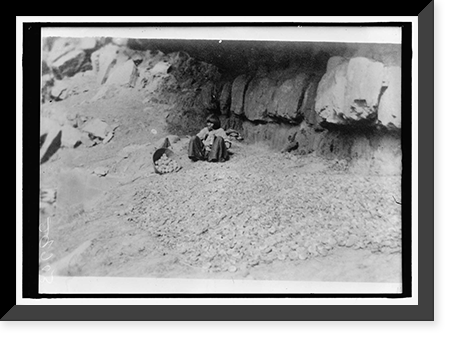 NATIONAL EMERGENCY WAR GARDENS COM. WAR GARDENS - 6, Vintage Print