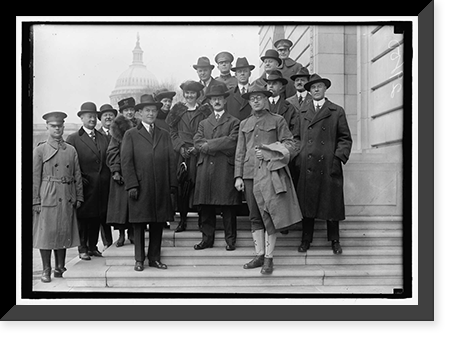 LINN, SGT. W.A. RIGHT FRONT; WITH REP. J. HAMPTON MOORE, CENTER; GEORGE O'CONNOR, LEFT CENTER FRONT; AND OTHERS ON STEPS OF H.O.B. Classic, Historic Reproduction