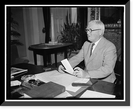 V.P. back on job. Washington D.C. July 20. Appearing well rested from a vacation at his Texas home, Vice President Garner resumed his duties as presiding officer of the Senate today. - 2 Classic Wa