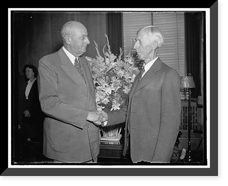 Historic Framed Print, Retires after 42 years in service of Uncle Sam. Washington, D.C., Sept. 30. After 42 years in the service of the Department of Justice, Charles B. Sornberger, Appointment Clerk, retired today.,  17-7/8" x 21-7/8"