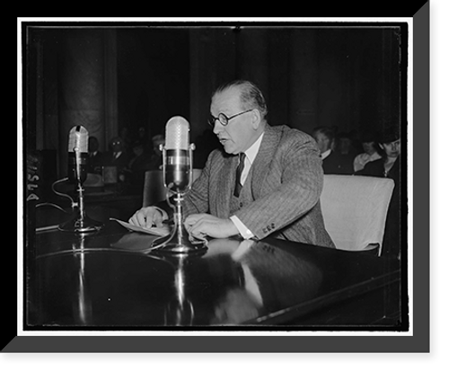 Historic Framed Print, Dr. G. Canby Robinson, Dir. of the Medical Clinic at Johns Hopkins, as he told Sen. George Radcliffe & Millard Tydings of his views on neutrality, Oct. 1939,  17-7/8" x 21-7/8"