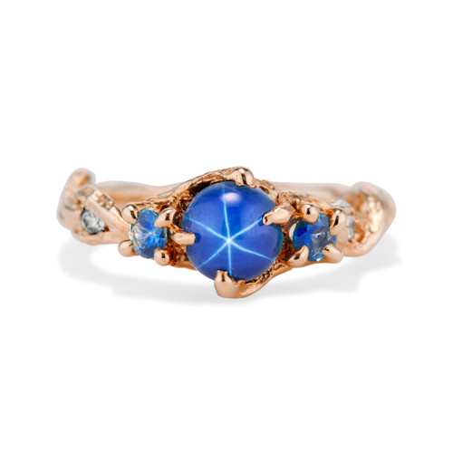 Buy 18Kt Gold Sapphire Blue Women Ring 148DG9480 Online from Vaibhav  Jewellers